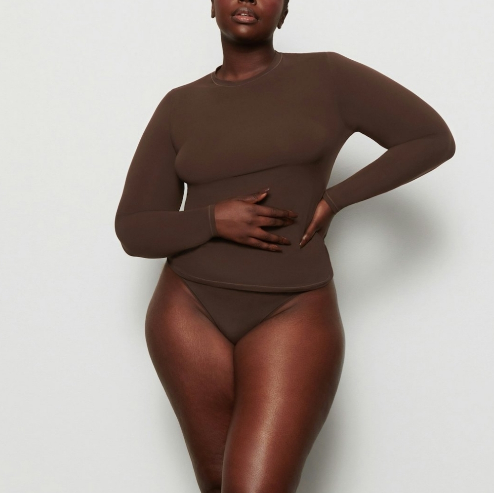 SKIMS Fits Everybody Long Sleeve T-shirt Cocoa Sz Small TP-LST-9049 Tag Version